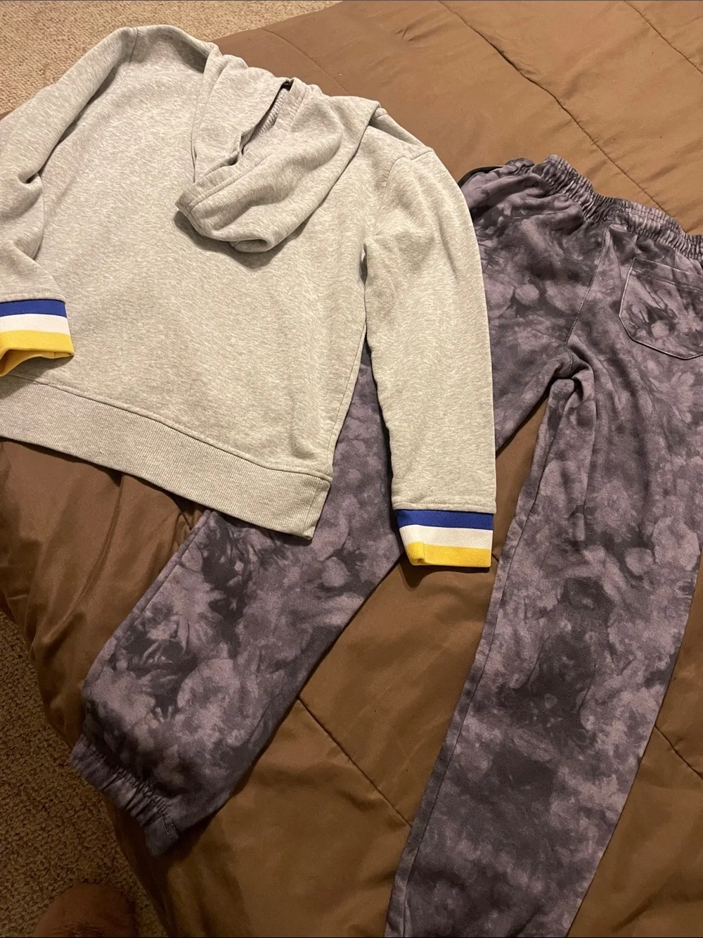 Kids NBA Gray & Blue Hoodie and Joggers, size medium 10-12.